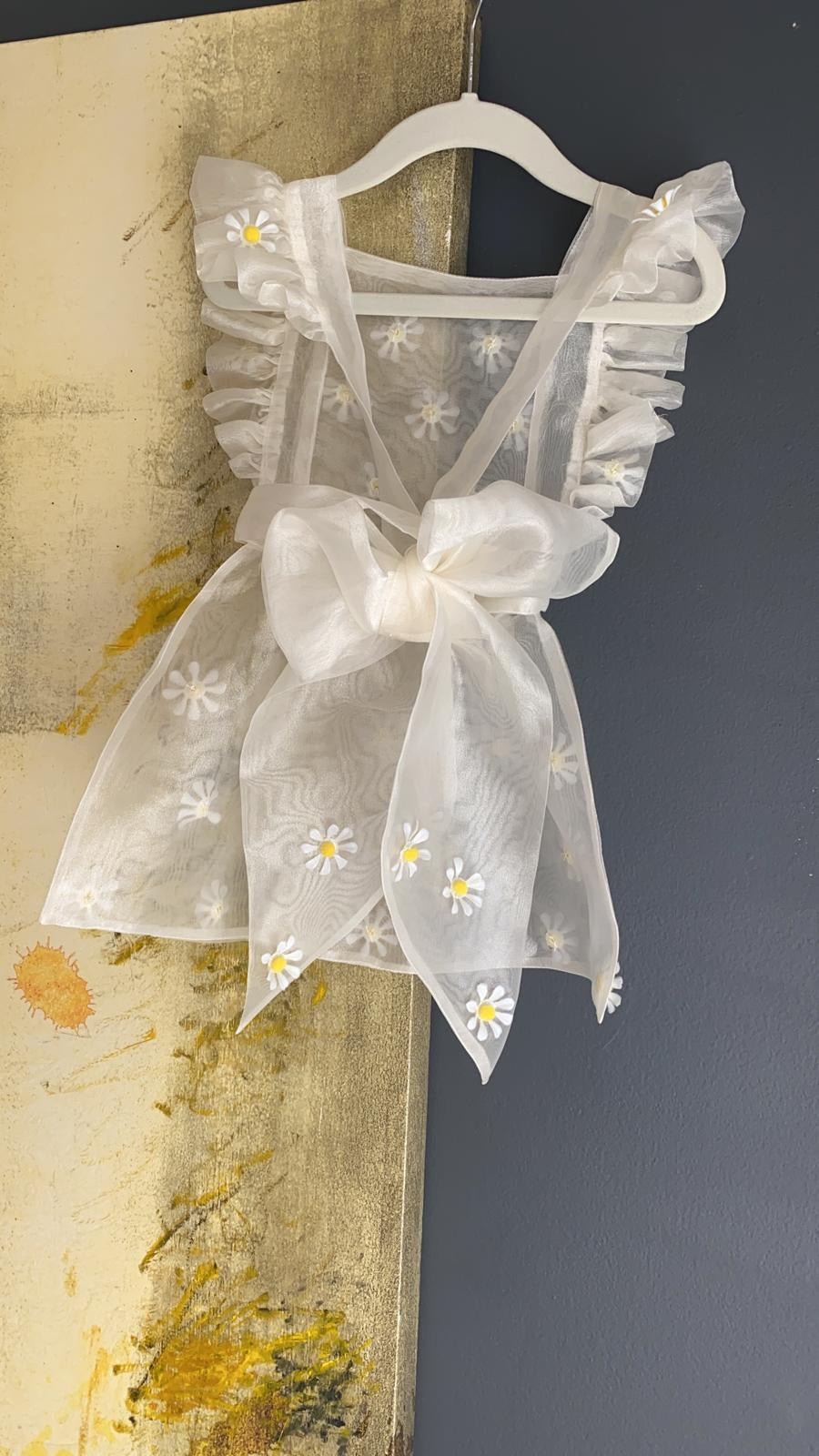 The Organza Apron (Plain or with Daisies)