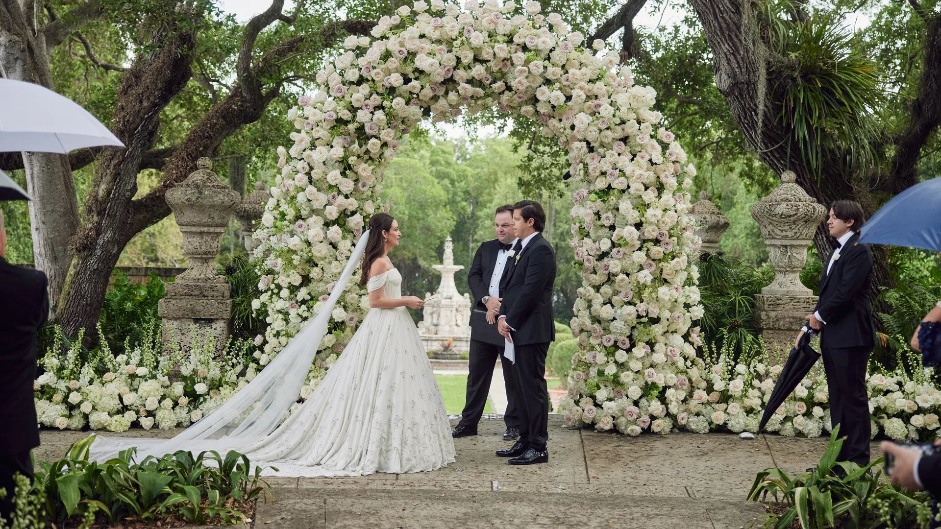 Vogue - Stylist Micaela Erlanger’s Miami wedding